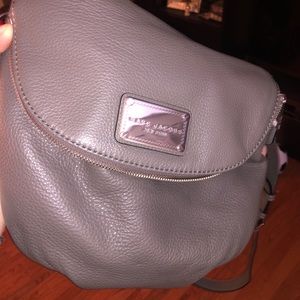 LIKE NEW Marc Jacobs classic leather messenger
